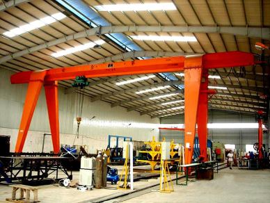 2-20T क्षमता के साथ सिंगल बीम गैन्ट्री क्रेन